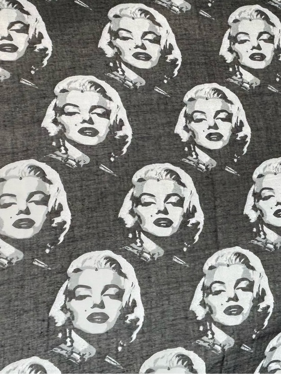 Accessories - Marilyn Monroe scarf